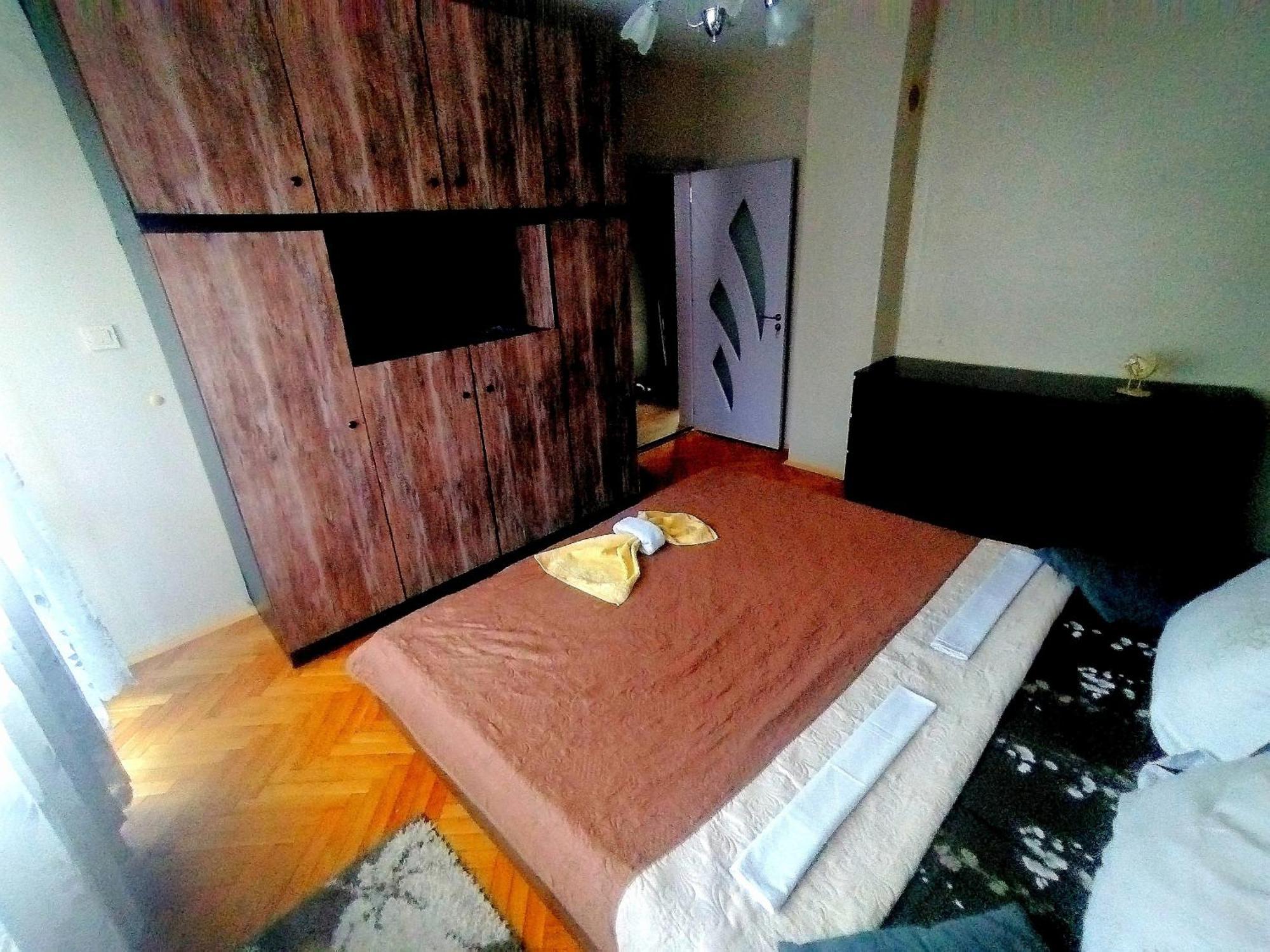 Beachside Apartment Center # 3 فارنا المظهر الخارجي الصورة